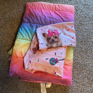 4 piece Jojo siwa twin comforter & sheet set.